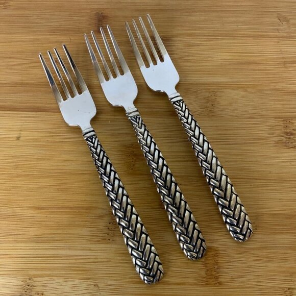 Godinger Weave Silverplate Flatware Lot of 7 Pieces Forks Knives Soup Spoon - Picture 8 of 10